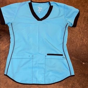 NrG scrub top
